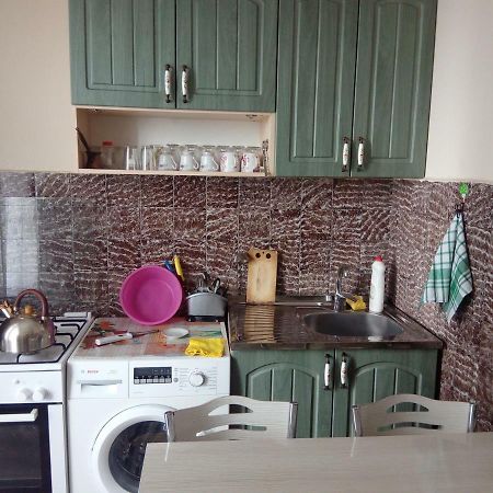 Apartment Khimshiashvili 9 Batumi Exteriör bild