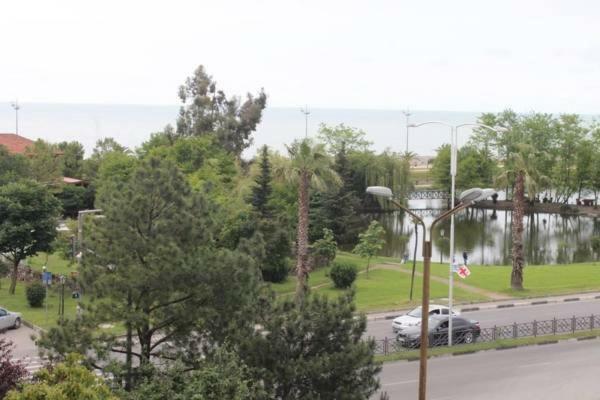 Apartment Khimshiashvili 9 Batumi Exteriör bild